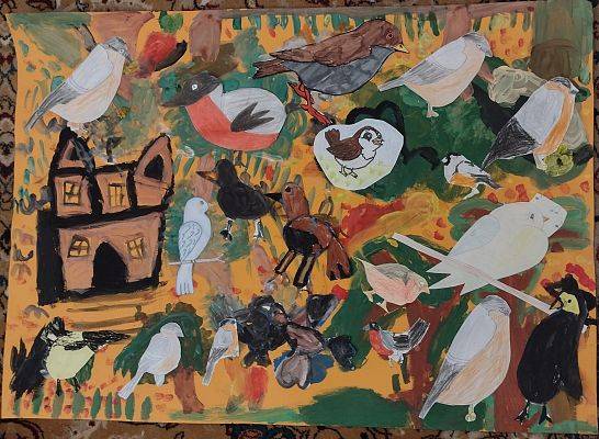 Wyróżnienie Klasa I C ze Szkoły Podstawowej nr 9 w Wejherowie Kolorowe powycinane ptaki naklejone na tło z namalowanymi drzewami i domem.